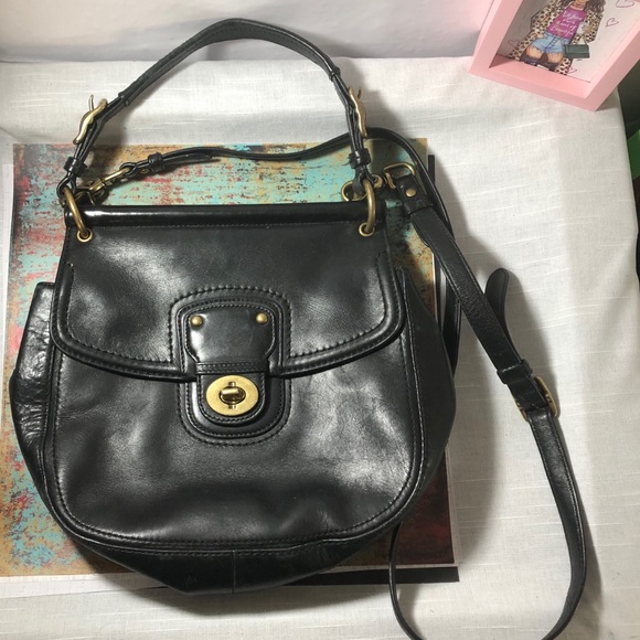 Vintage black coach bag, handle & shoulder strap